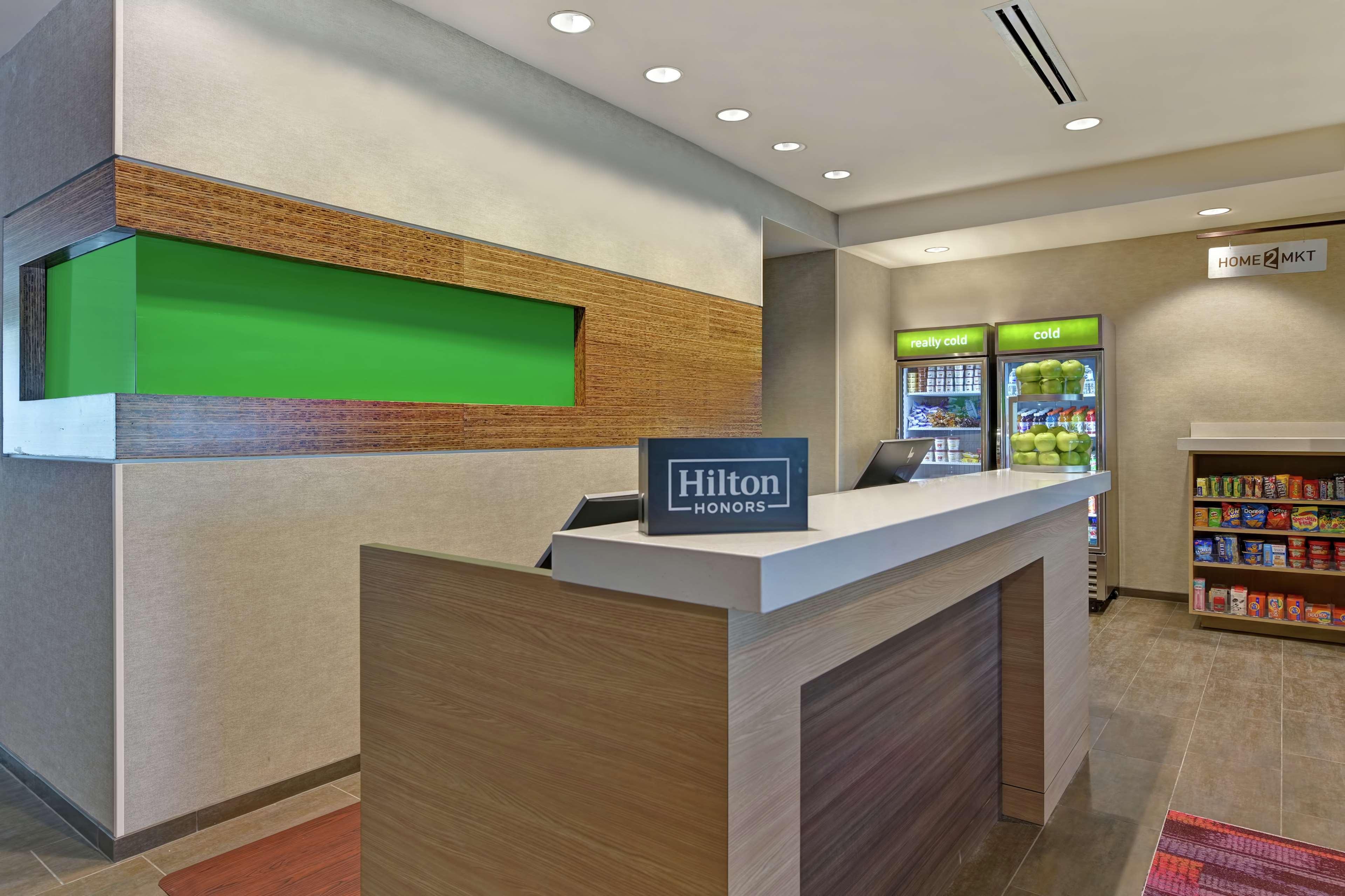 Home2 Suites By Hilton West Palm Beach Airport Cloud Lake Exterior photo